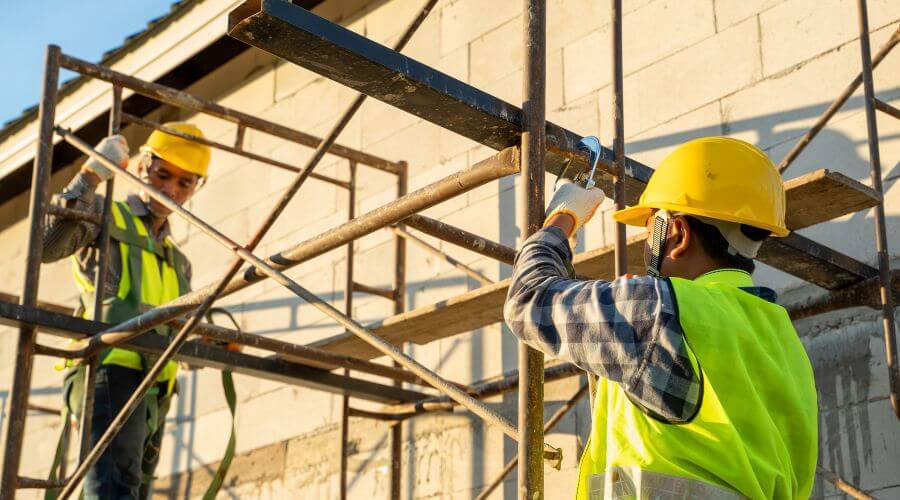 Professional fairlawn roofing services in Macomb, MI